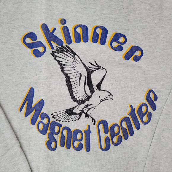 Vintage Skinner-Magnet Center Sweatshirt Womens L 23x23 Crop - Picture 9 of 13